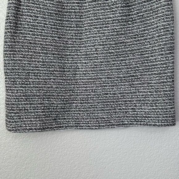 Banana Republic Black Combo Italian Fabric Textured Mini Skirt, Size 4 - Picture 8 of 13